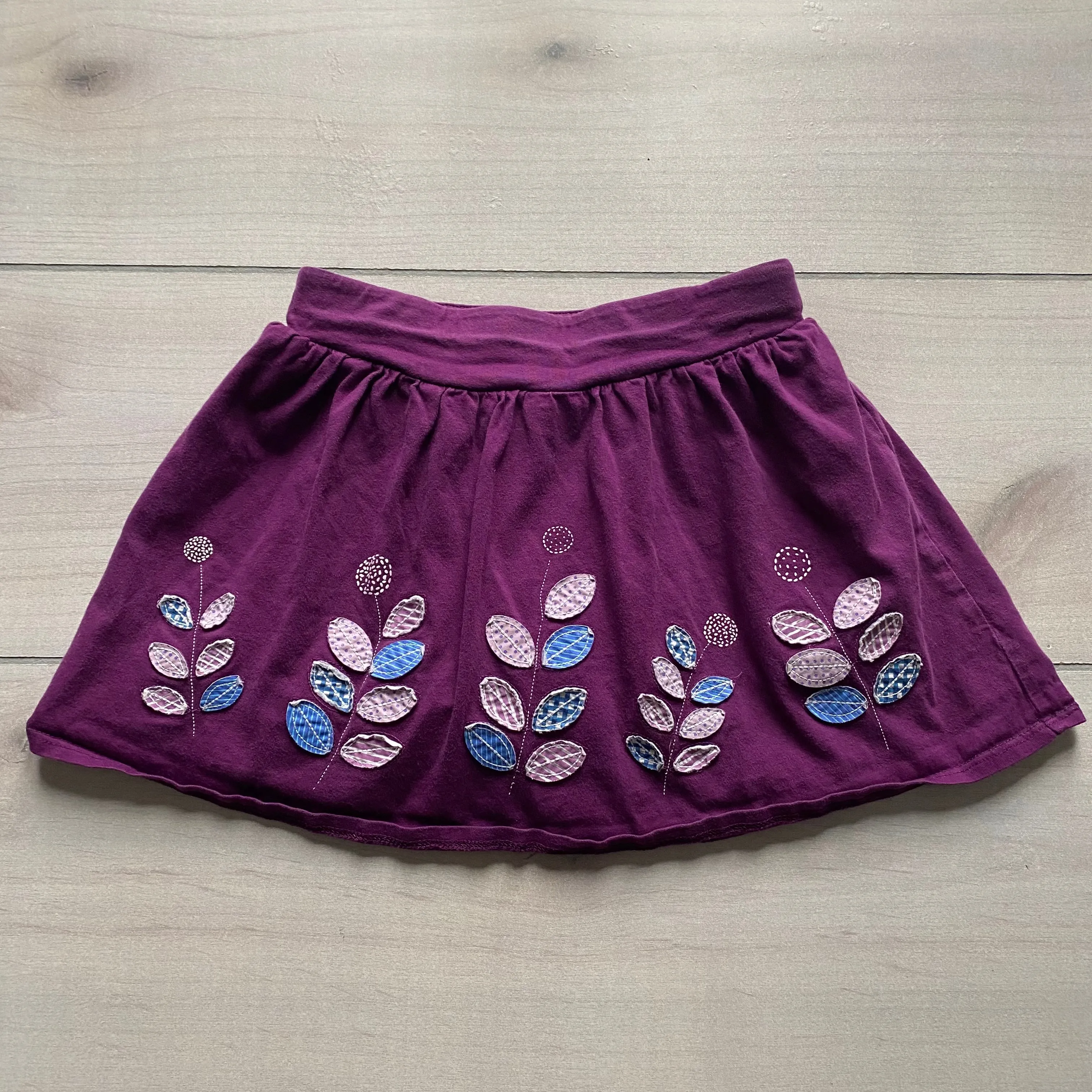 Lands End Berry Floral Applique Skort