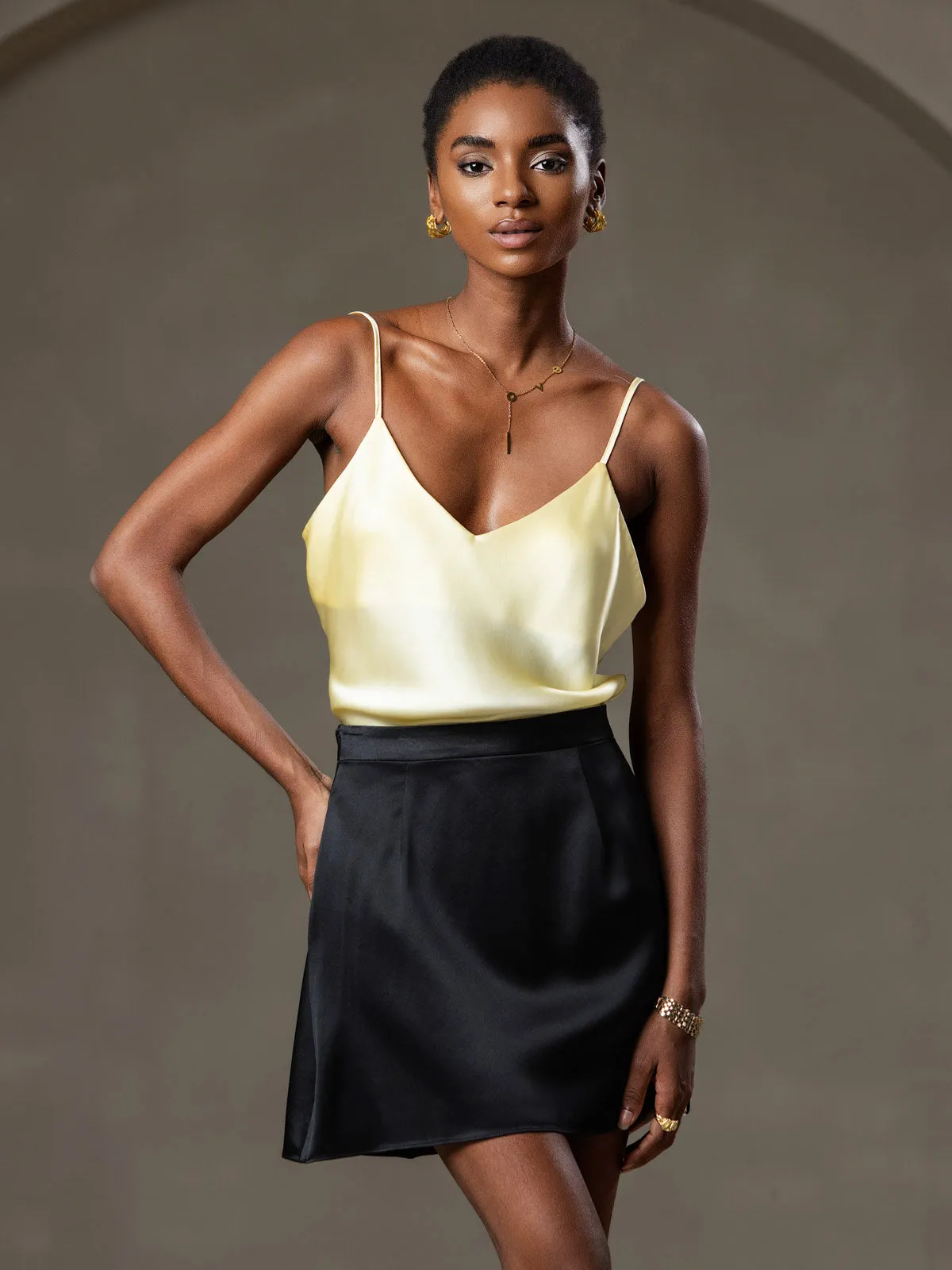 Pure silk V-neck Spaghetti straps camisole